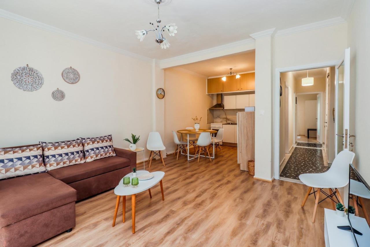 Grand Apartment Next To Center 3Bd 110Sqm Szaloniki Kültér fotó