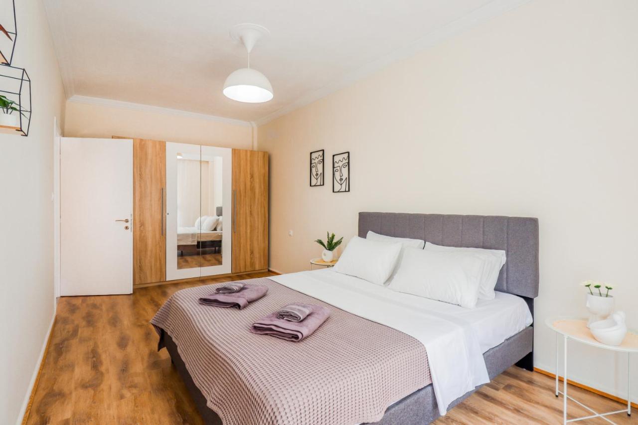 Grand Apartment Next To Center 3Bd 110Sqm Szaloniki Kültér fotó