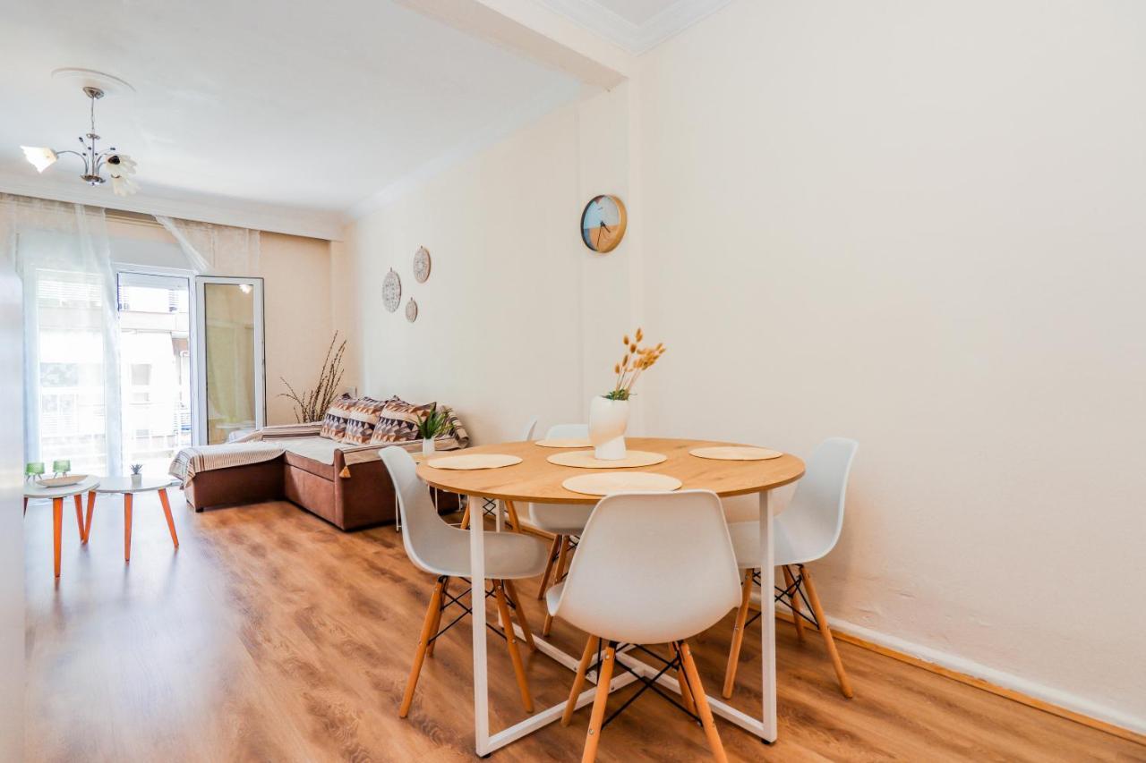 Grand Apartment Next To Center 3Bd 110Sqm Szaloniki Kültér fotó