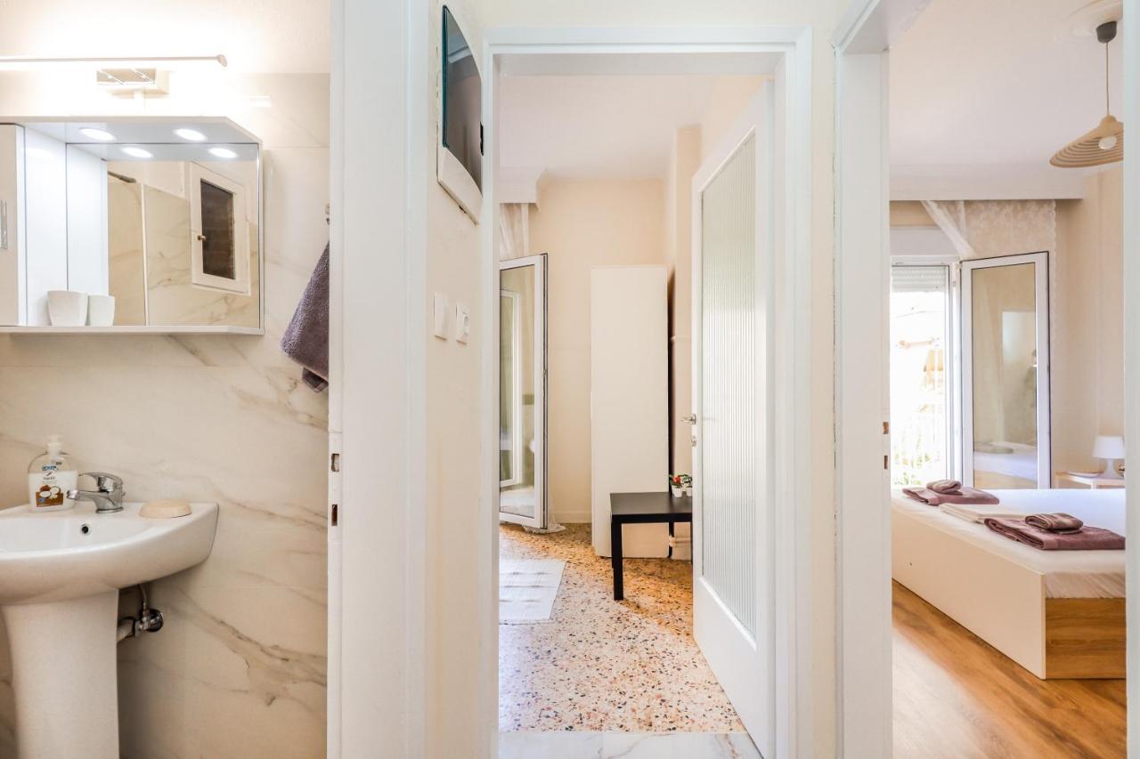 Grand Apartment Next To Center 3Bd 110Sqm Szaloniki Kültér fotó