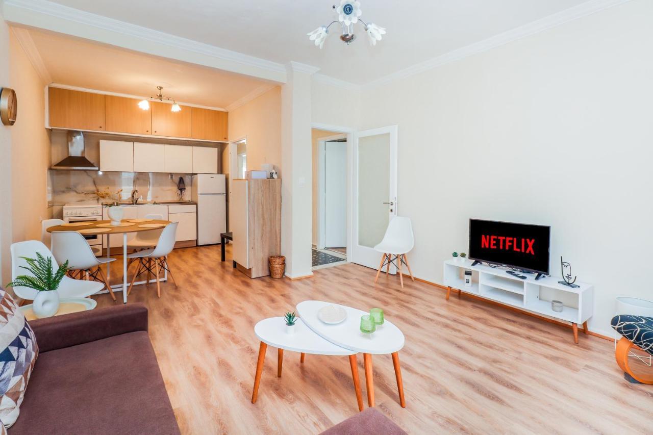 Grand Apartment Next To Center 3Bd 110Sqm Szaloniki Kültér fotó